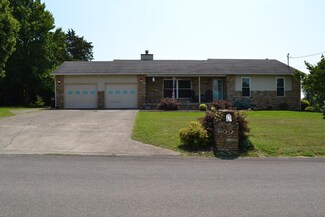 237 Grandview Dr, Kodak, TN 37764