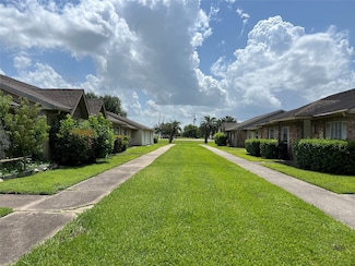 8330 Leamont Dr Unit 8330, Houston, TX 77072