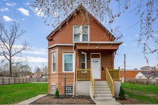 6132 S Justine St, Chicago, IL 60636