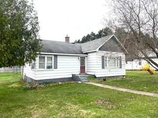 303 Homer Rd, Iron River, MI 49935