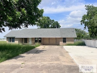 713 S 11th St, Donna, TX 78537