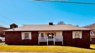 167 Madison Ave, Madison, WV 25130