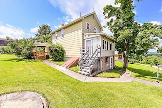 406 McClerge Ave, Herminie, PA 15637