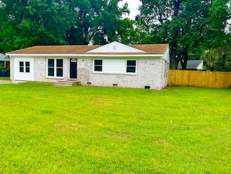 1847 Mepkin Rd, Charleston, SC 29407