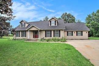 3316 W Lemon Creek Rd, Sawyer, MI 49125