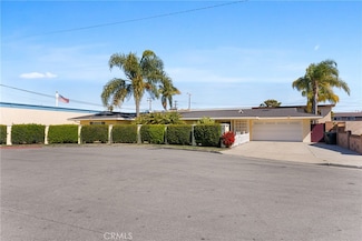 124 Melody Ln, Costa Mesa, CA 92627
