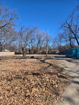 1430/1436 N Ethyl Ave, Springfield, MO 65802