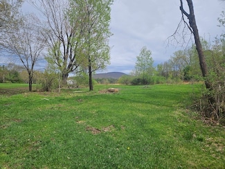 462 Henderson Rd, Williamstown, MA 01267