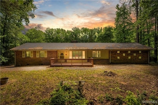2601 Squirrel Level Rd, Petersburg, VA 23805