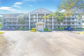 1518 Whitehall Dr Unit 404, Davie, FL 33324