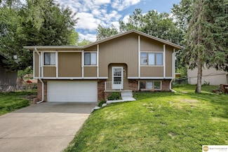 11817 Golden Blvd, Bellevue, NE 68123
