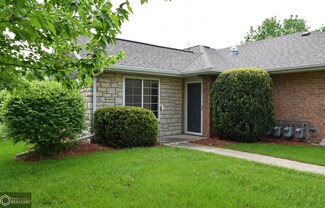 1704 Linden Dr Unit A, Fairfield, IA 52556