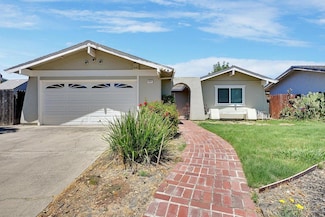 9505 Linda Rio Dr, Sacramento, CA 95827