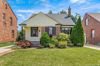 330 Devonshire St, Dearborn, MI 48124