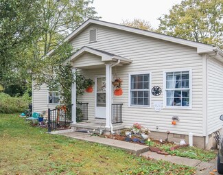223 Locust Grove Rd, Winchester, KY 40391