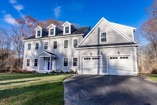 157 Mill St, Natick, MA 01760
