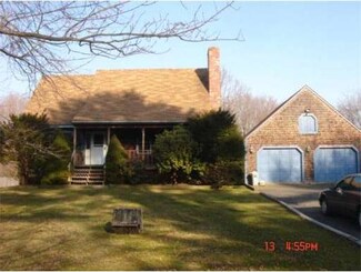 84 Seymour St, Berkley, MA 02779