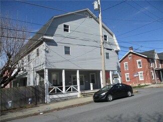 400 S Main St, Nazareth, PA 18064