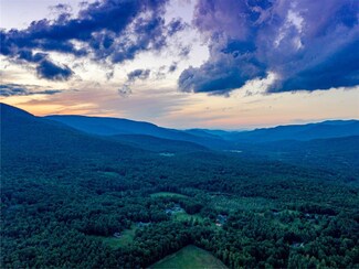 0 Sweet Hollow Unit 4, Manchester, VT 05255