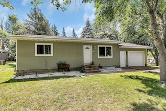 460 9 1 2 St N, Sauk Rapids, MN 56379