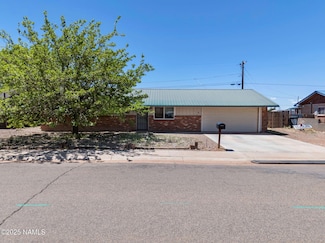 2125 Easy St, Winslow, AZ 86047