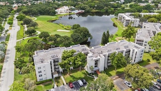 9470 Poinciana Place Unit 103, Davie, FL 33324