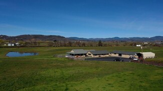 865 Reese Creek Rd, Eagle Point, OR 97524