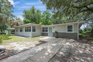 203 Hawthorne Cir, Fort Walton Beach, FL 32547