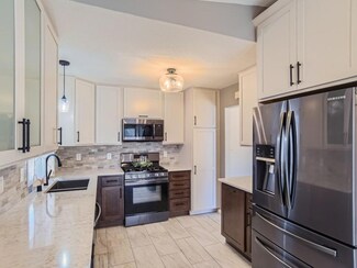5225 77th Ave N, Brooklyn Park, MN 55443