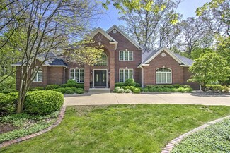 4140 S Lake Ct, Decatur, IL 62521