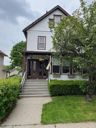 39 Harrison St, Middletown, NY 10940