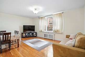84-50 169th St Unit 410, Jamaica, NY 11432