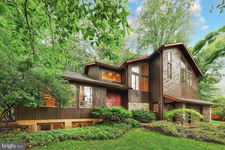3655 Springetts Dr, York, PA 17406