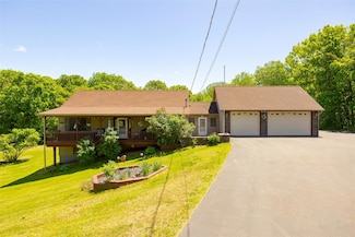 297 Turkey Hill Rd, Red Hook, NY 12571