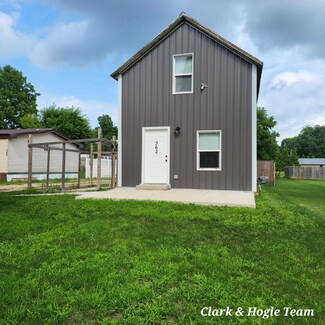 362 Burgess St, Lyons, MI 48851