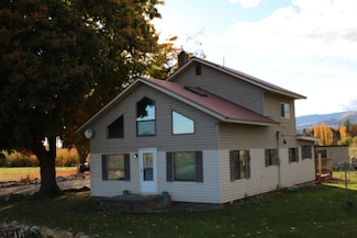 79 Duck Lake Rd, Omak, WA 98841