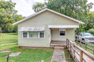 273 W Stephenson St, Alcoa, TN 37701