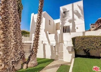 1823 20th St Unit 102, Santa Monica, CA 90404