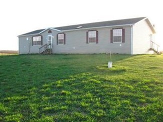 1937 E 1050th Rd, Tonica, IL 61370