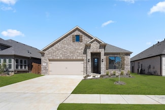 5400 Welsh St, Lantana, TX 76226