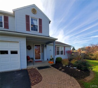 8135 Rizzo Dr, Clay, NY 13041