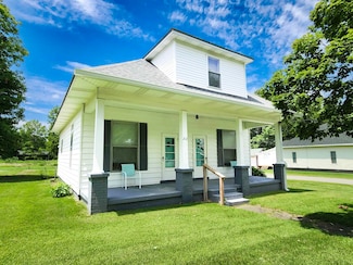 212 Hall St, Clay, KY 42404