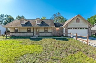 403 Juniper Dr, Crestview, FL 32536