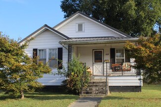 809 Washington Ave, Paintsville, KY 41240