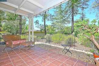 1332 Canyonwood Ct Unit 2, Walnut Creek, CA 94595