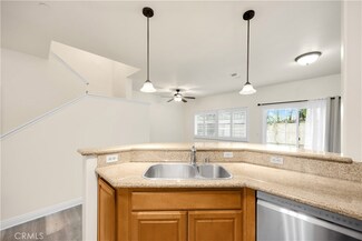 93 Kansas St Unit 705, Redlands, CA 92373