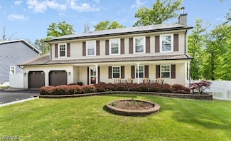 19 4th Place, Piscataway, NJ 08854