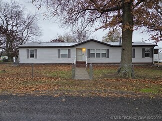 420828 E 1143 Rd, Eufaula, OK 74432