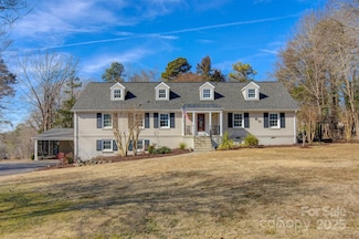 2273 Huffman Mill Rd, Burlington, NC 27215