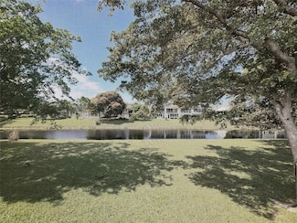 23 Lyndhurst A Unit 23, Deerfield Beach, FL 33442